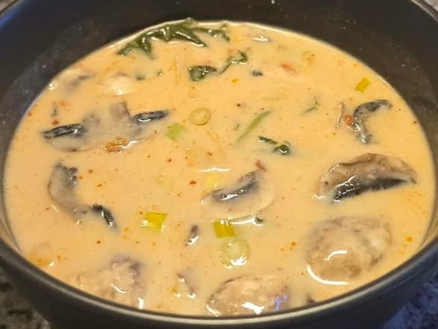 Tom Kha.